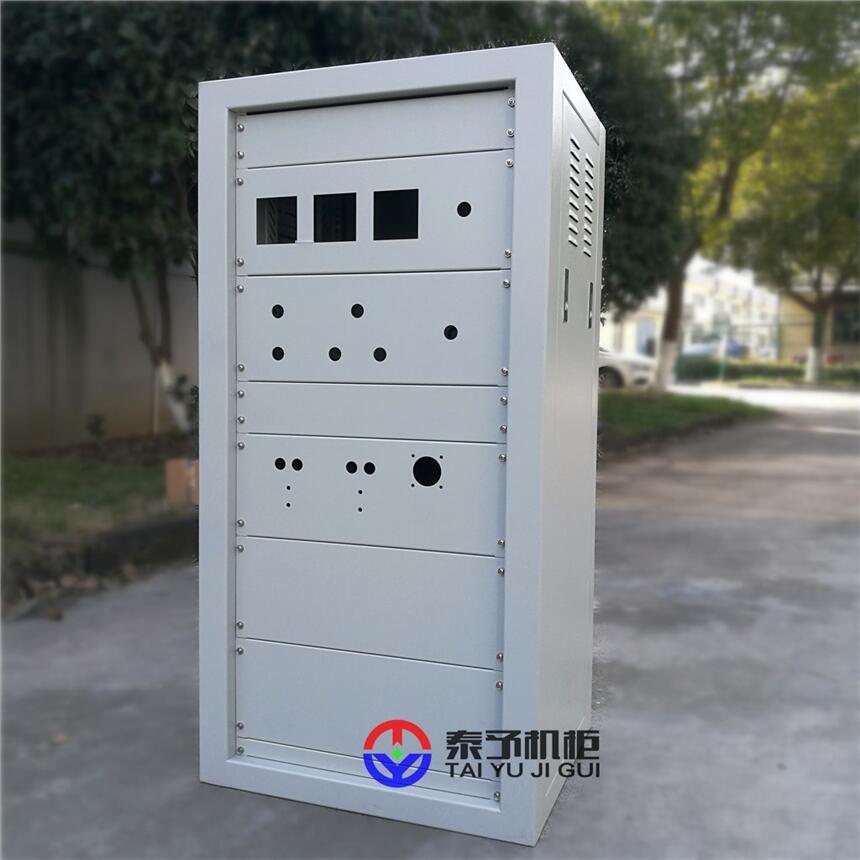 工業(yè)控制柜的多樣化選擇 從仿威圖機柜到定制化控制箱